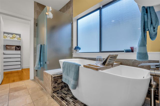 4405 Eigel Street, Houston, TX 77007