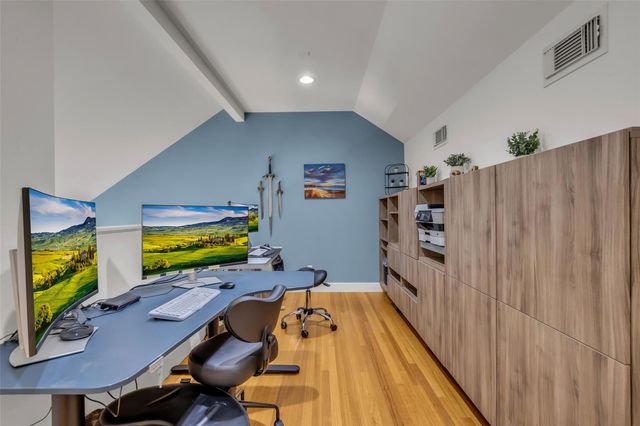 4405 Eigel Street, Houston, TX 77007