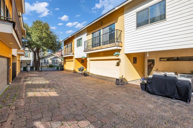 4405 Eigel Street, Houston, TX 77007