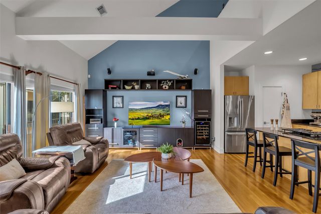 4405 Eigel Street, Houston, TX 77007