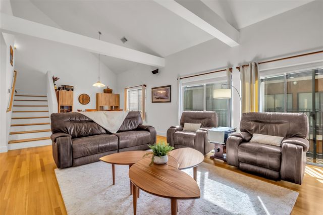 4405 Eigel Street, Houston, TX 77007