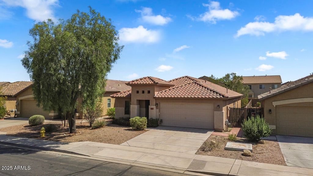46137 W STARLIGHT Drive, Maricopa, AZ 85139 — photo 2