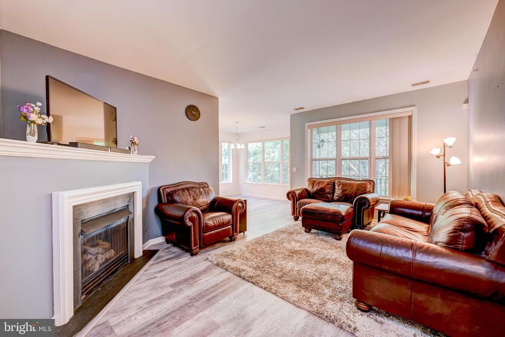 96 KYLE WAY, Ewing, NJ 08628