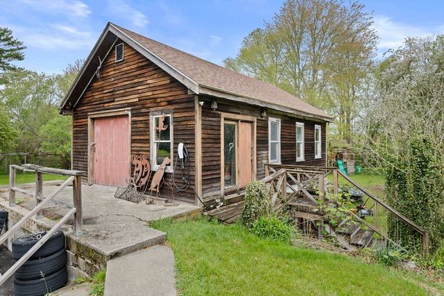 38 Popes Point Road, Carver, MA 02330