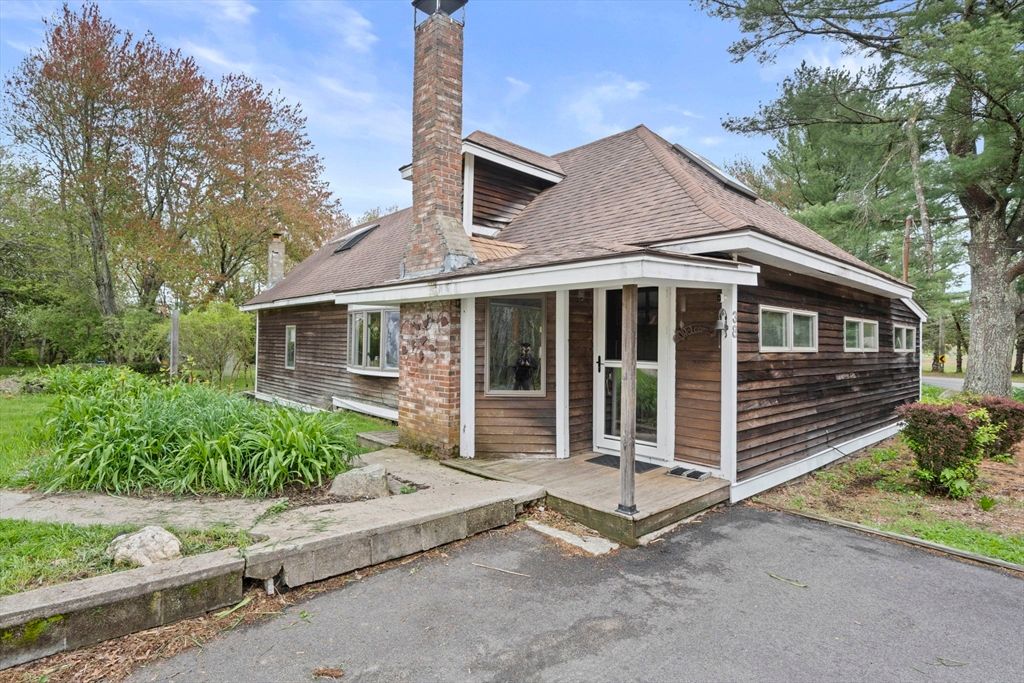 38 Popes Point Road, Carver, MA 02330