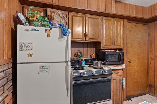 2018 Roger Street, South Bend, IN 46628