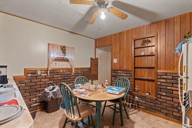 2018 Roger Street, South Bend, IN 46628