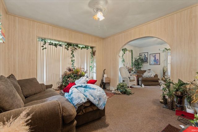 2018 Roger Street, South Bend, IN 46628