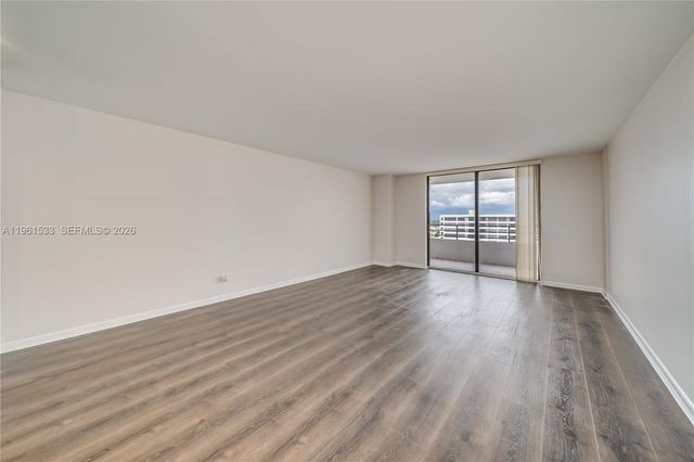 2500 Parkview Dr 2019, Hallandale Beach, FL 33009