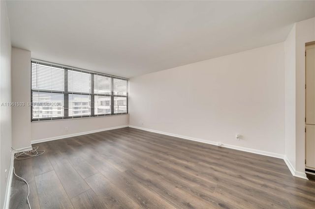 2500 Parkview Dr 2019, Hallandale Beach, FL 33009