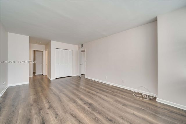 2500 Parkview Dr 2019, Hallandale Beach, FL 33009