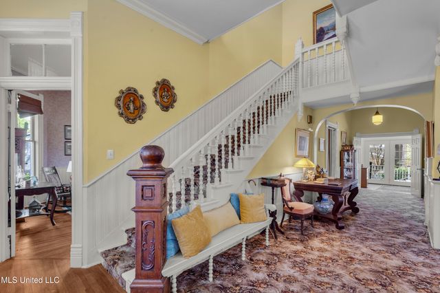 140 E Semmes Street, Canton, MS 39046