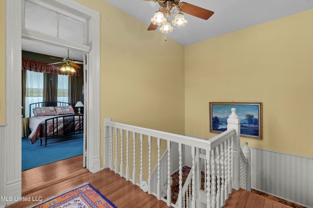 140 E Semmes Street, Canton, MS 39046