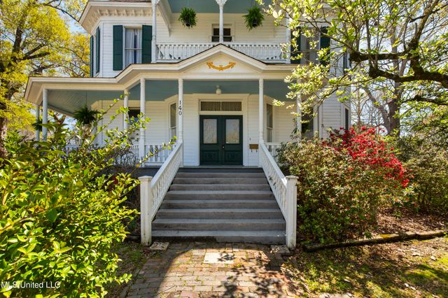 140 E Semmes Street, Canton, MS 39046