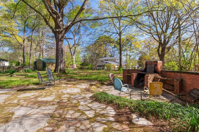 140 E Semmes Street, Canton, MS 39046