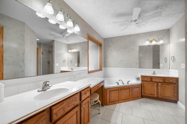 3972 N Sweet Bay Ct, Wichita, KS 67226