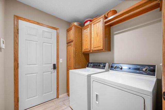 3972 N Sweet Bay Ct, Wichita, KS 67226