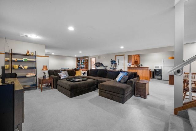 3972 N Sweet Bay Ct, Wichita, KS 67226