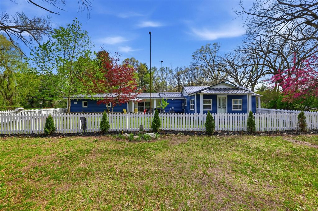 10109 W Wise Road, Greenville, MI 48838