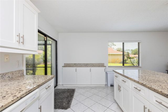 10 VILLAGE LANE, Palm Coast, FL 32164