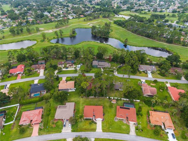 10 VILLAGE LANE, Palm Coast, FL 32164