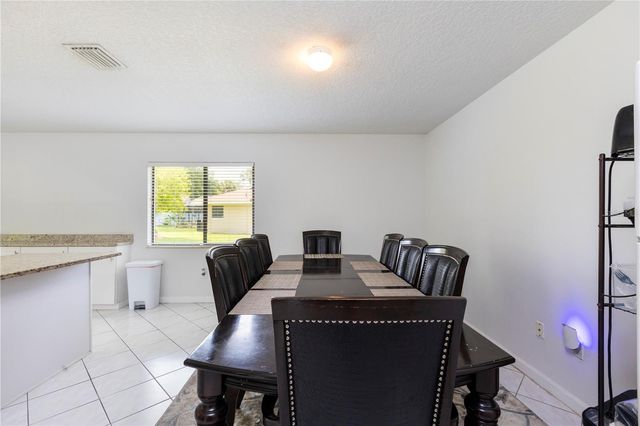 10 VILLAGE LANE, Palm Coast, FL 32164