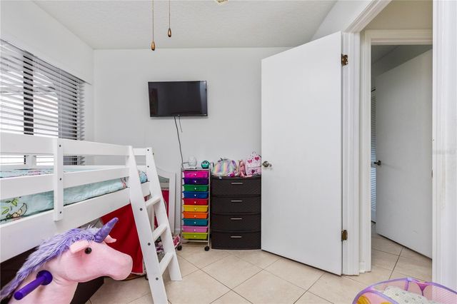 10 VILLAGE LANE, Palm Coast, FL 32164