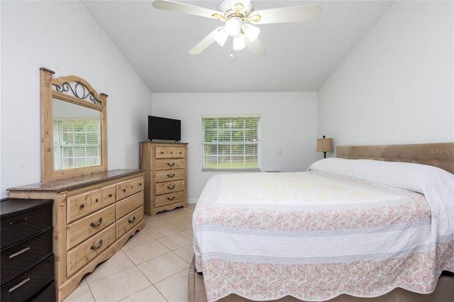 10 VILLAGE LANE, Palm Coast, FL 32164