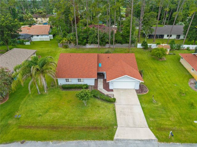 10 VILLAGE LANE, Palm Coast, FL 32164
