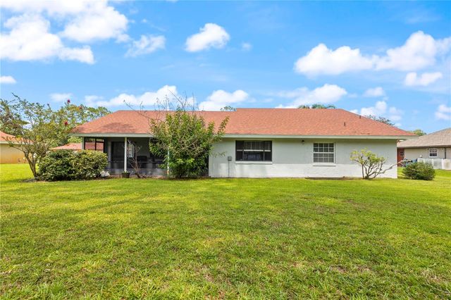 10 VILLAGE LANE, Palm Coast, FL 32164
