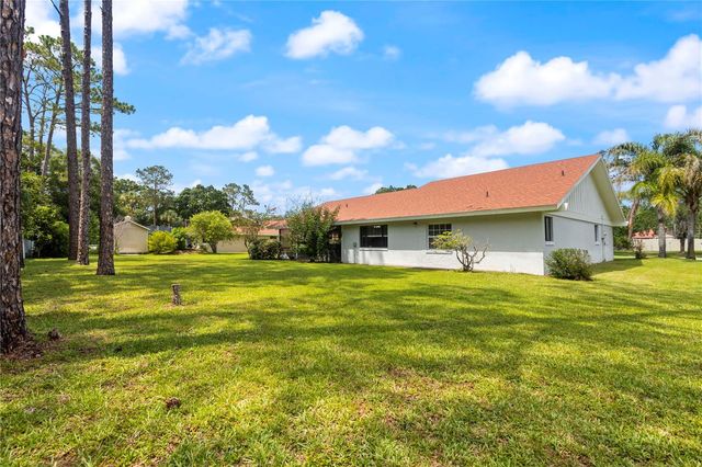 10 VILLAGE LANE, Palm Coast, FL 32164