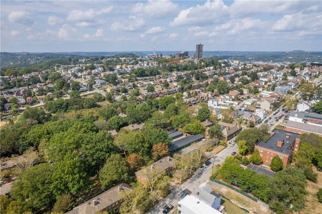 611 OLYMPIA ROAD, Mt Washington, PA 15211