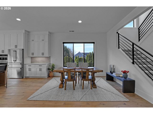 4780 Sw PENDLETON St, Portland, OR 97221