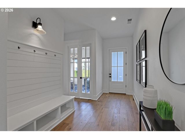 4780 Sw PENDLETON St, Portland, OR 97221