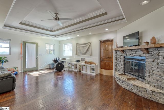 4417 State Park Road, Greenville, SC 29609