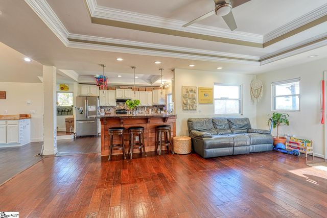 4417 State Park Road, Greenville, SC 29609