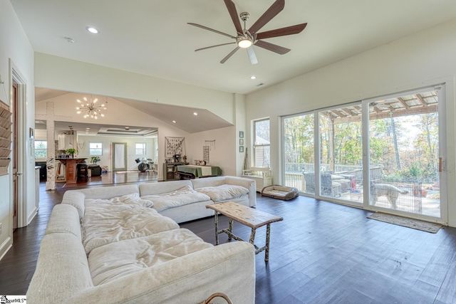 4417 State Park Road, Greenville, SC 29609