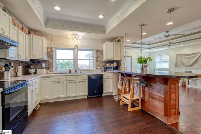 4417 State Park Road, Greenville, SC 29609