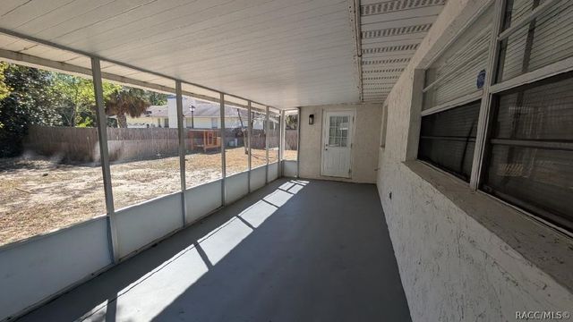 1234 NE 2nd Street, Crystal River, FL 34429