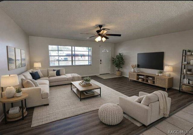 1234 NE 2nd Street, Crystal River, FL 34429