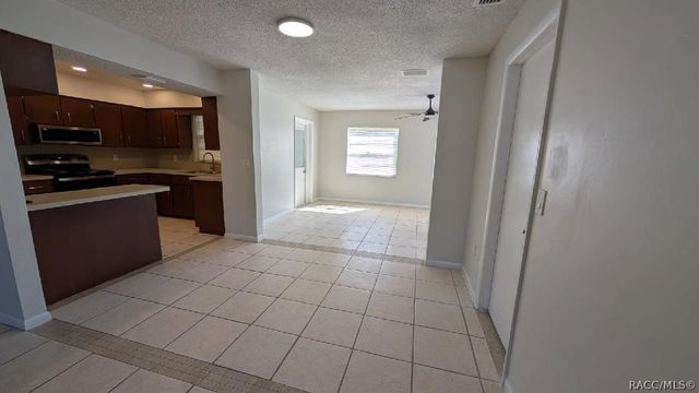 1234 NE 2nd Street, Crystal River, FL 34429