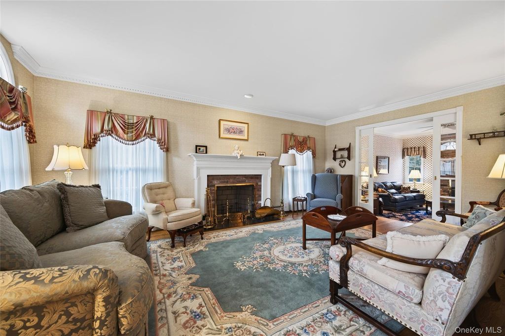 2 Garden Street, Garden City, NY 11530 — photo 5