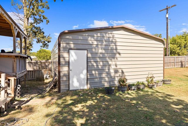 454 Geronimo, Quitman, TX 75783