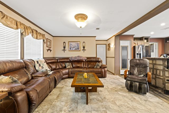 454 Geronimo, Quitman, TX 75783