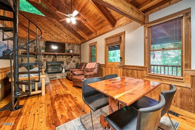 201 Tsali Way, Sevierville, TN 37876