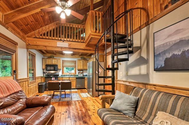 201 Tsali Way, Sevierville, TN 37876