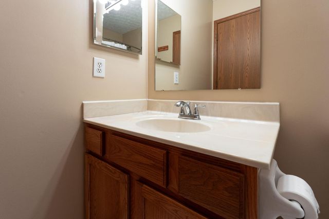 2334 Shelby Lane, Hilliard, OH 43026