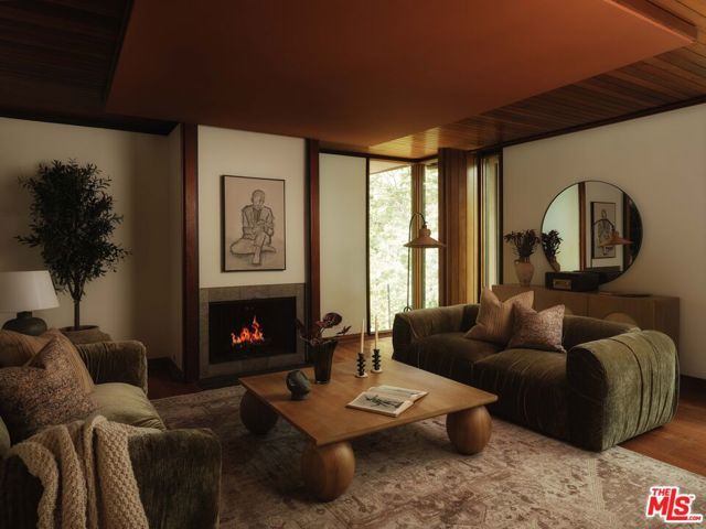 954 Hillside Terrace, Pasadena, CA 91105