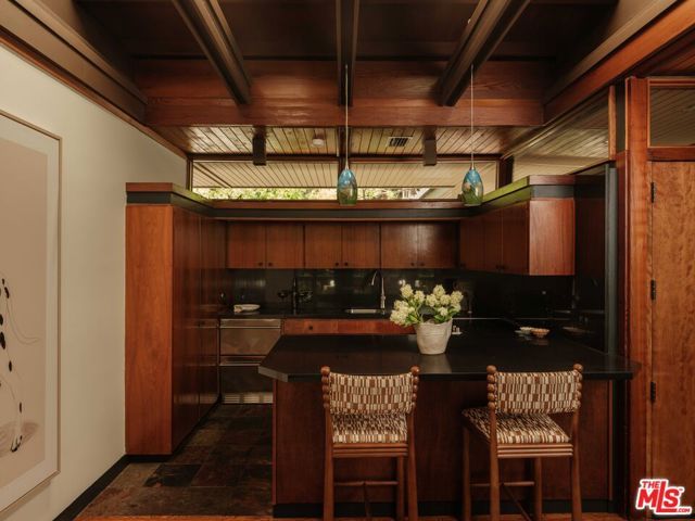 954 Hillside Terrace, Pasadena, CA 91105