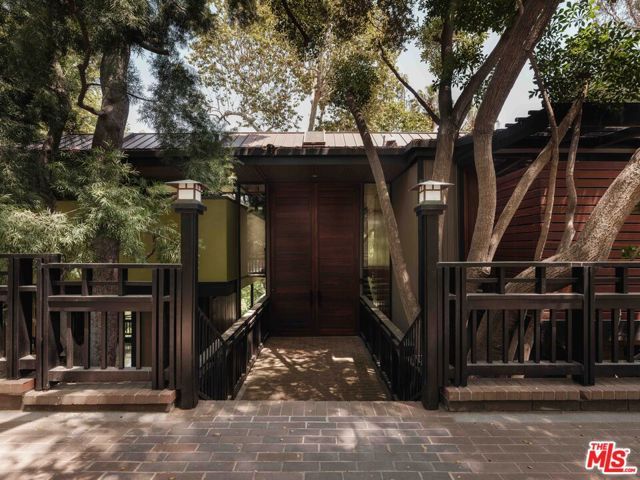 954 Hillside Terrace, Pasadena, CA 91105